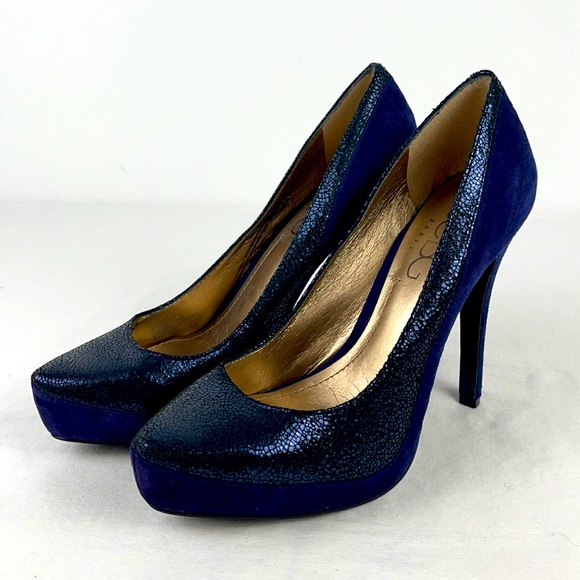 BCBG Paris Pamee Blue Suede Leather Shiny Pumps